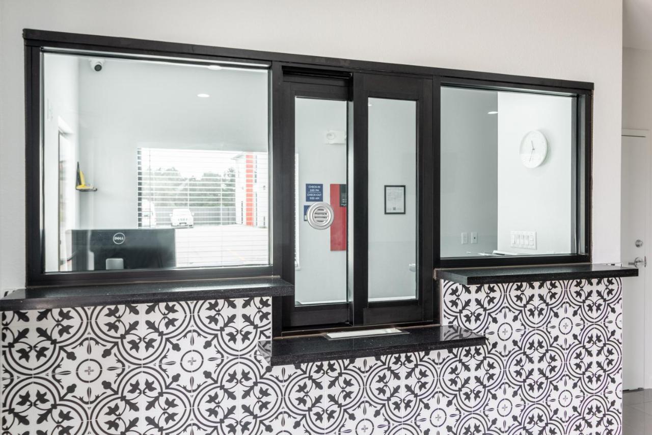 Americas Best Value Inn & Suites Kingwood Iah Airport Humble Εξωτερικό φωτογραφία