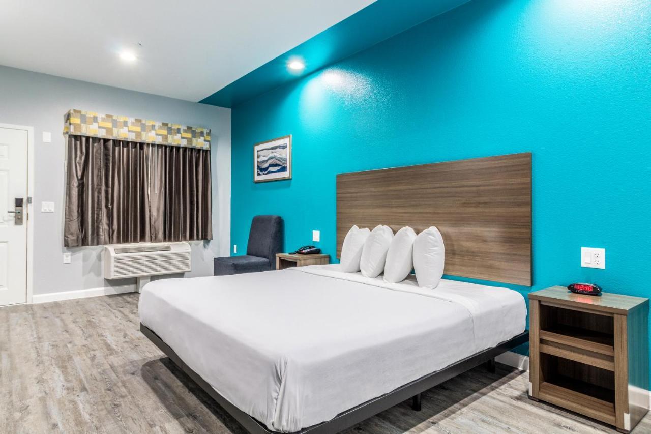 Americas Best Value Inn & Suites Kingwood Iah Airport Humble Εξωτερικό φωτογραφία